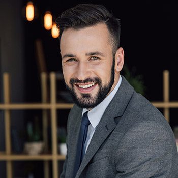 Featured author image: 5 Benefits of Working with a Freight Broker